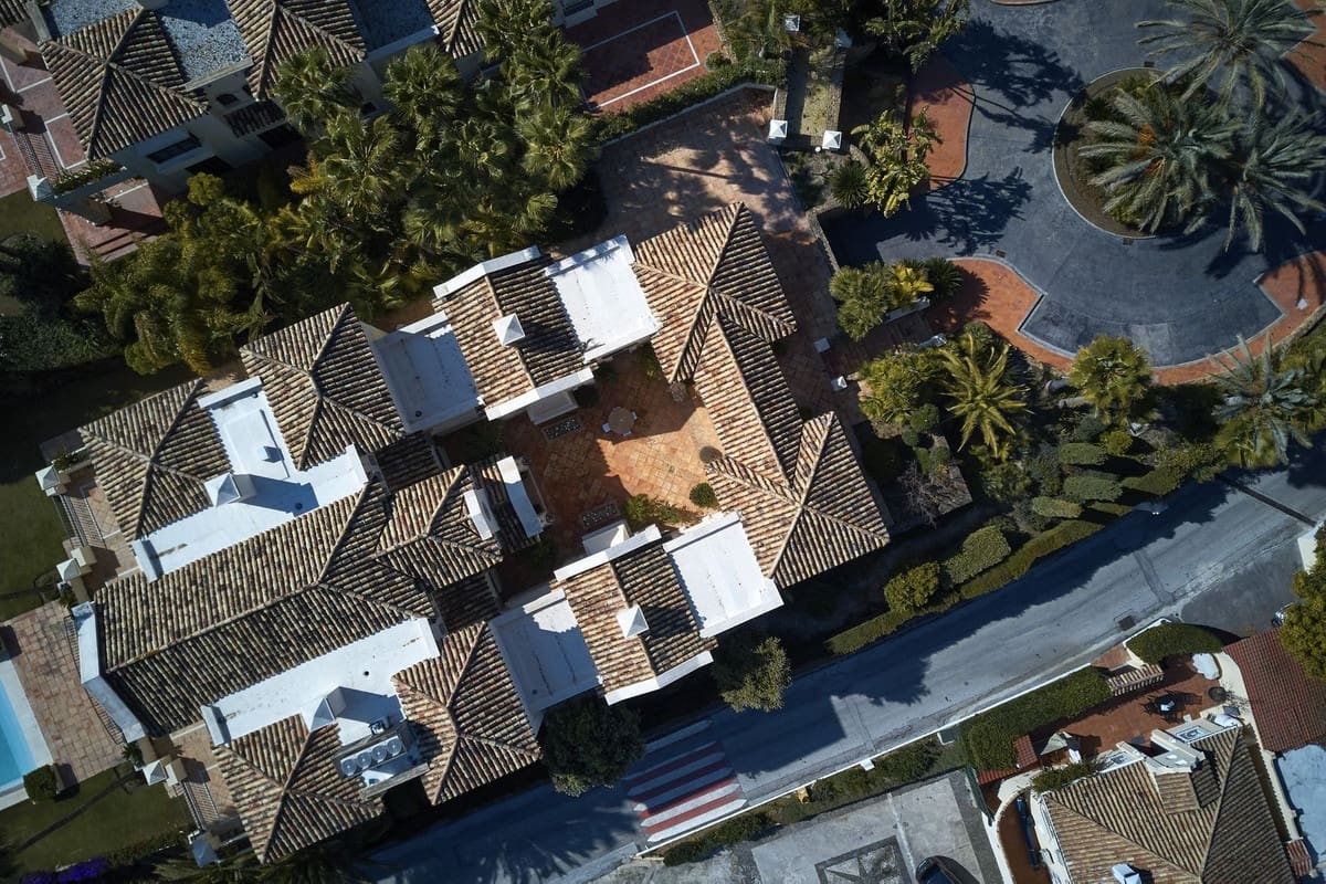 5 makuuhuone Huvila myytävänä paikassa Marbella mukana uima-altaan 
autotalli - 4 900 000 € (Ref: 7617146)