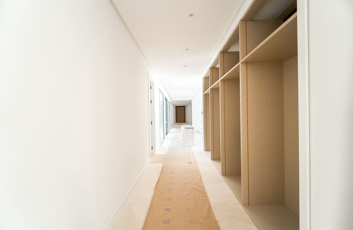 6 bedroom Villa for sale in Marbella with pool - € 8,500,000 (Ref: 7683902)