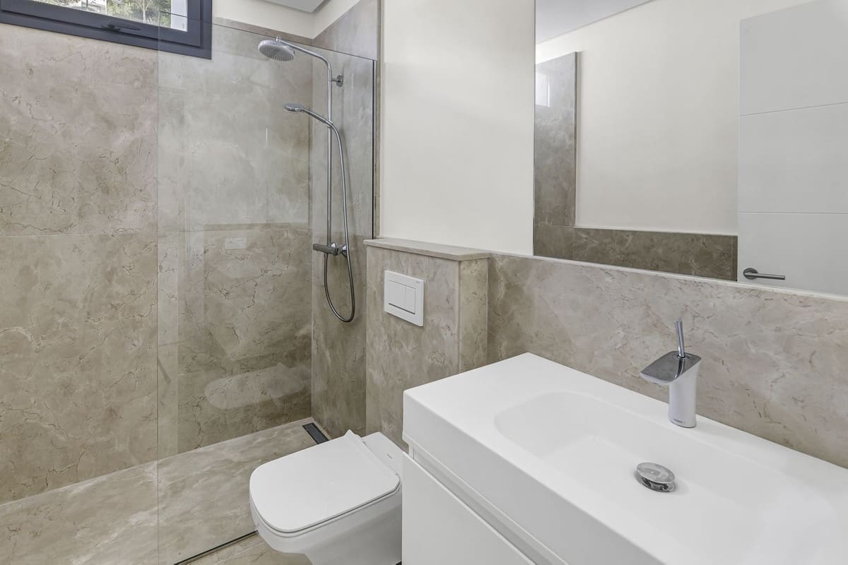 5 soverom Villa til salgs i Benahavis med svømmebasseng garasje - € 2 200 000 (Ref: 7706016)