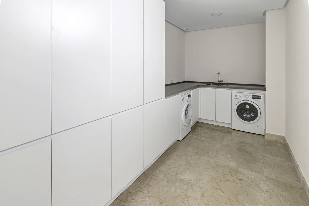 5 camera da letto Villa in vendita in Benahavis con piscina garage - 2.200.000 € (Rif: 7706016)