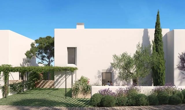4 sovrum Semi-fristående Villa till salu i Sotogrande, San Roque med pool garage - 1 105 000 € (Ref: 7735357)