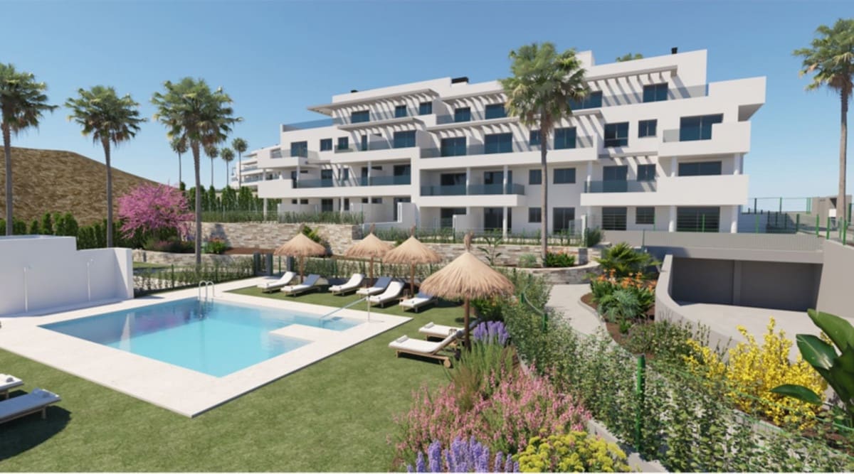 2 bedroom Apartment for sale in Mijas Costa with pool garage - € 292,500 (Ref: 7811335)