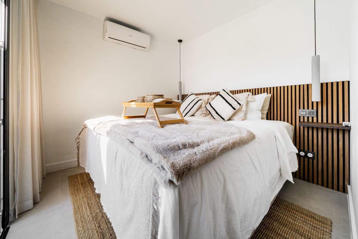 3 makuuhuone Huoneisto myytävänä paikassa La Quinta mukana uima-altaan - 725 000 € (Ref: 7829870)