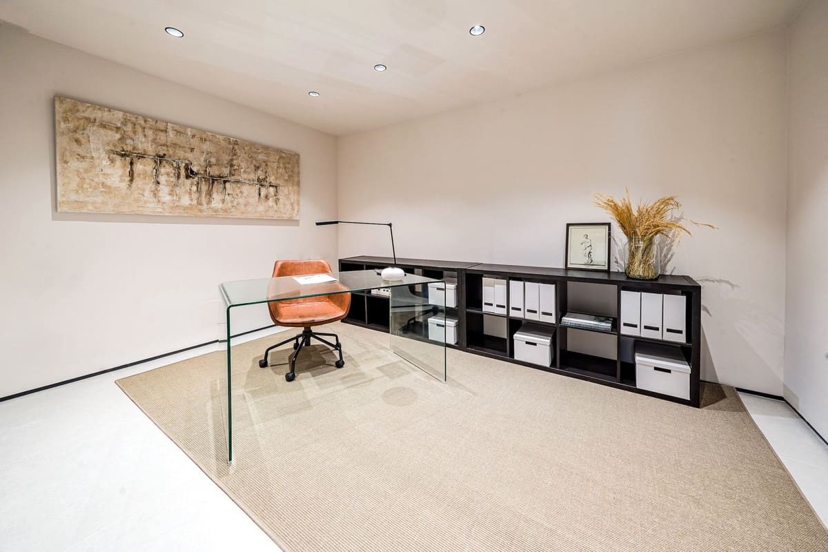 5 bedroom Villa for sale in Nueva Andalucia with pool garage - € 3,400,000 (Ref: 7834457)