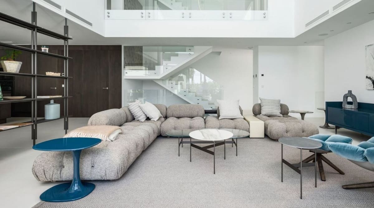 6 bedroom Villa for sale in San Pedro de Alcantara with pool garage - € 4,995,000 (Ref: 7834458)