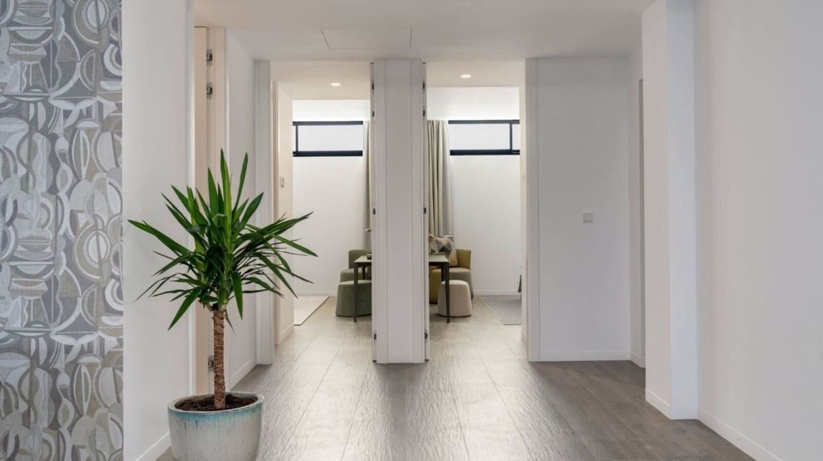 6 bedroom Villa for sale in San Pedro de Alcantara with pool garage - € 4,995,000 (Ref: 7834458)