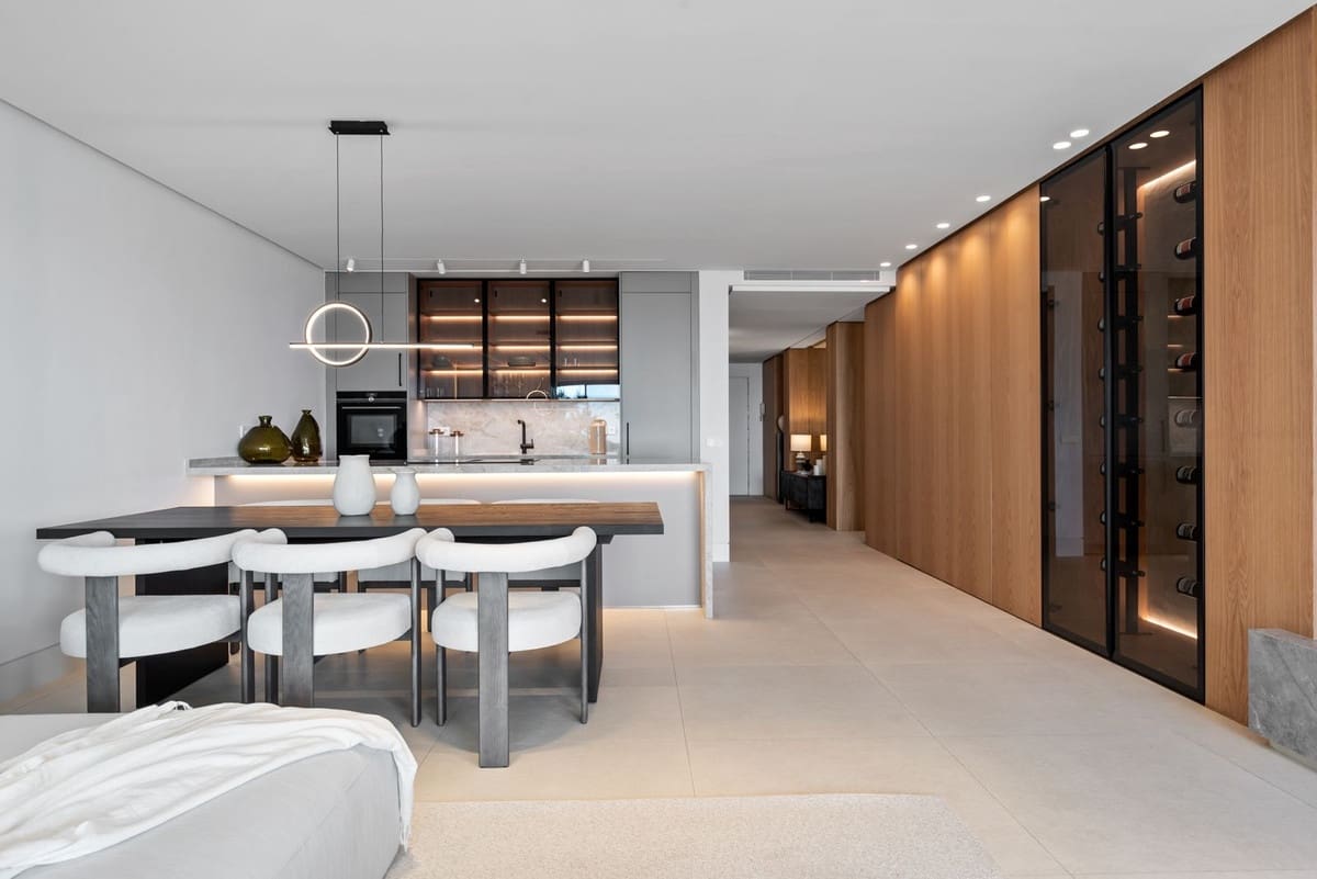 3 soveværelse Lejlighed til salg i New Golden Mile med garage - € 1.995.000 (Ref: 7842034)