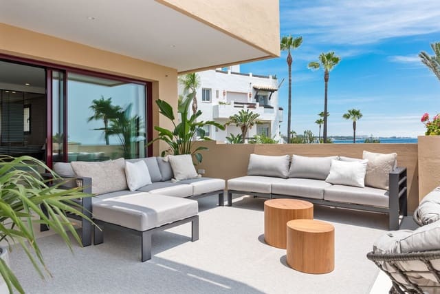 3 soveværelse Lejlighed til salg i New Golden Mile, Estepona med garage - € 1.995.000 (Ref: 7842034)