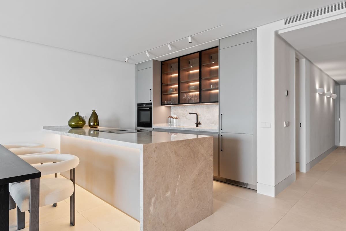 3 soverom Leilighet til salgs i New Golden Mile med garasje - € 1 995 000 (Ref: 7842034)