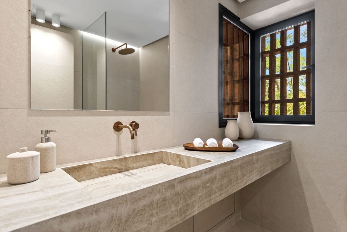 3 soveværelse Lejlighed til salg i New Golden Mile med garage - € 1.995.000 (Ref: 7842034)