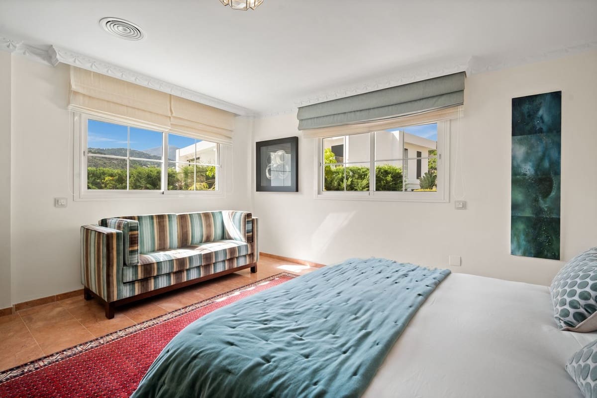 6 sovrum Villa till salu i Benahavis med pool garage - 3 400 000 € (Ref: 7847173)