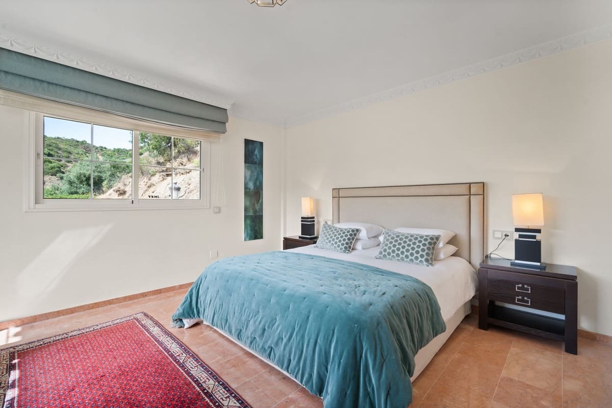 6 sovrum Villa till salu i Benahavis med pool garage - 3 400 000 € (Ref: 7847173)