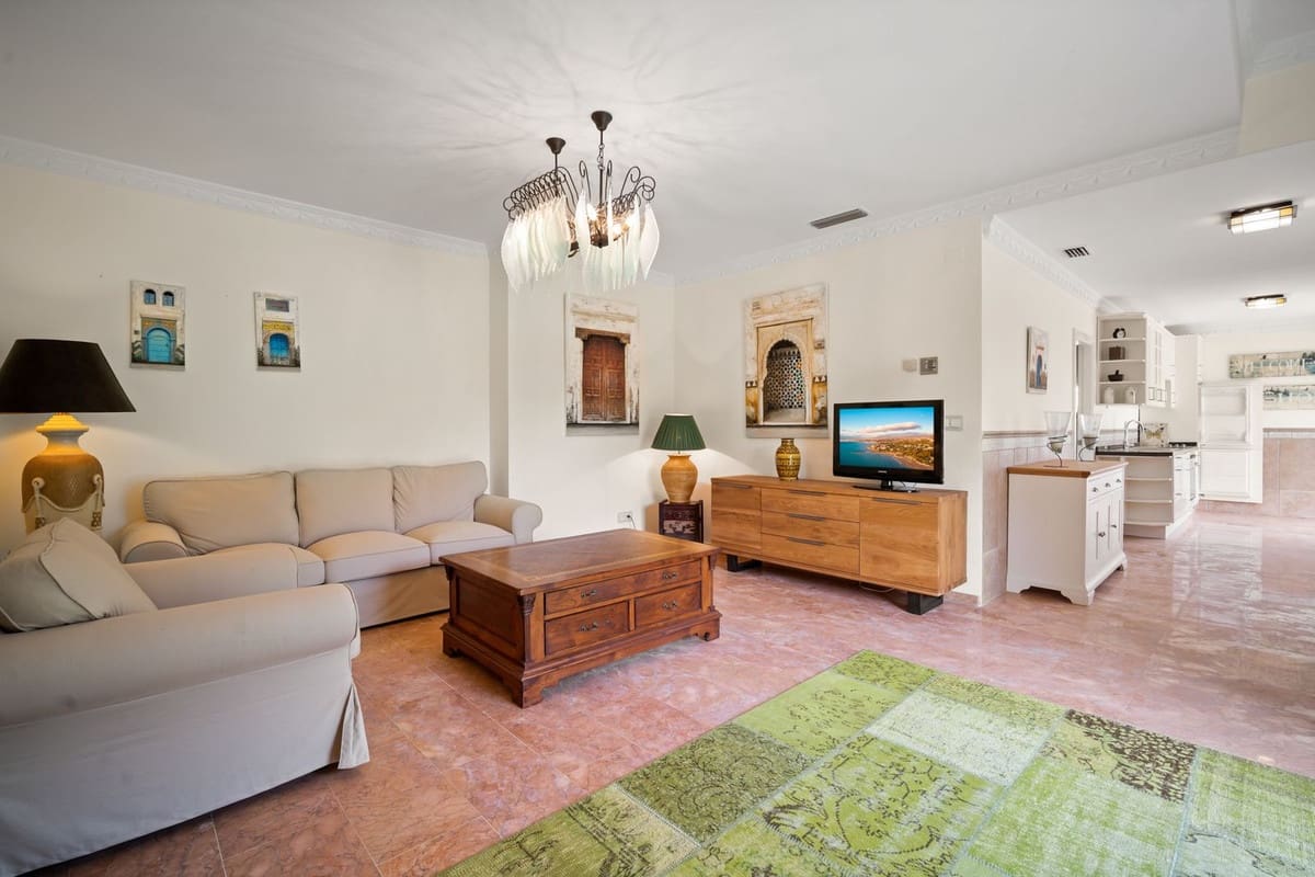 6 sovrum Villa till salu i Benahavis med pool garage - 3 400 000 € (Ref: 7847173)