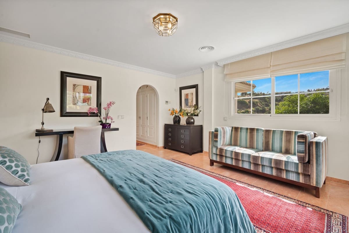 6 sovrum Villa till salu i Benahavis med pool garage - 3 400 000 € (Ref: 7847173)