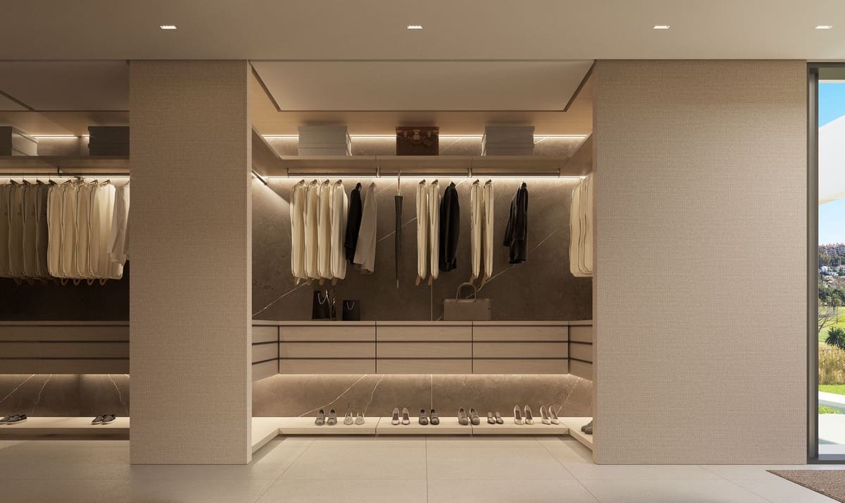 4 bedroom Villa for sale in Marbella with pool garage - € 6,575,000 (Ref: 7847174)