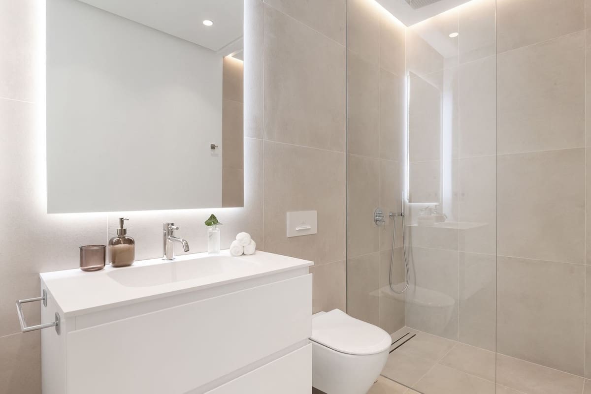 6 bedroom Villa for sale in San Pedro de Alcantara with pool garage - € 3,795,000 (Ref: 7865833)