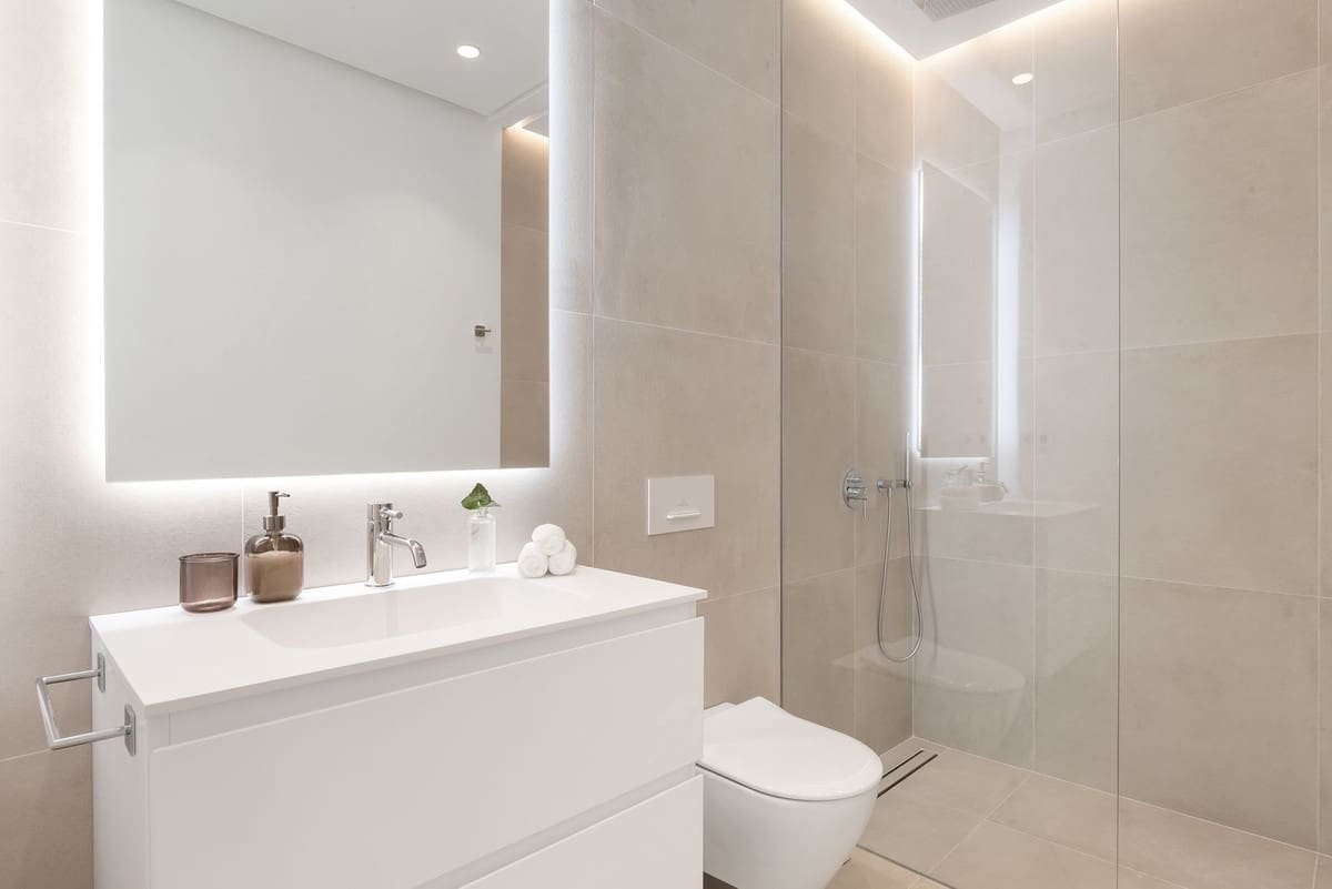 6 bedroom Villa for sale in San Pedro de Alcantara with pool garage - € 3,795,000 (Ref: 7865833)