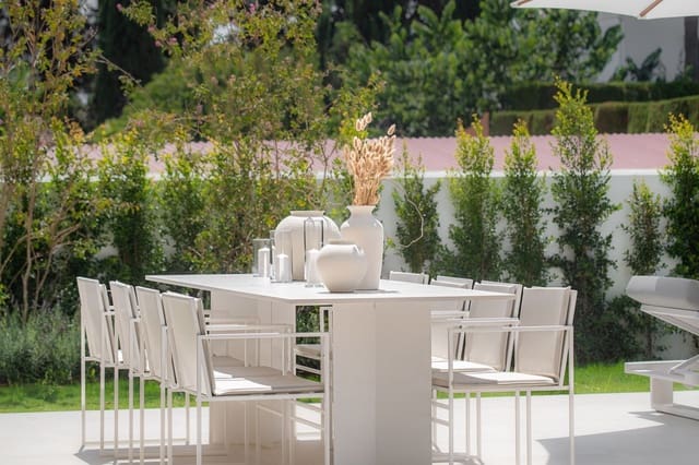 6 soveværelse Villa til salg i San Pedro de Alcantara, Marbella med swimmingpool garage - € 3.795.000 (Ref: 7865833)