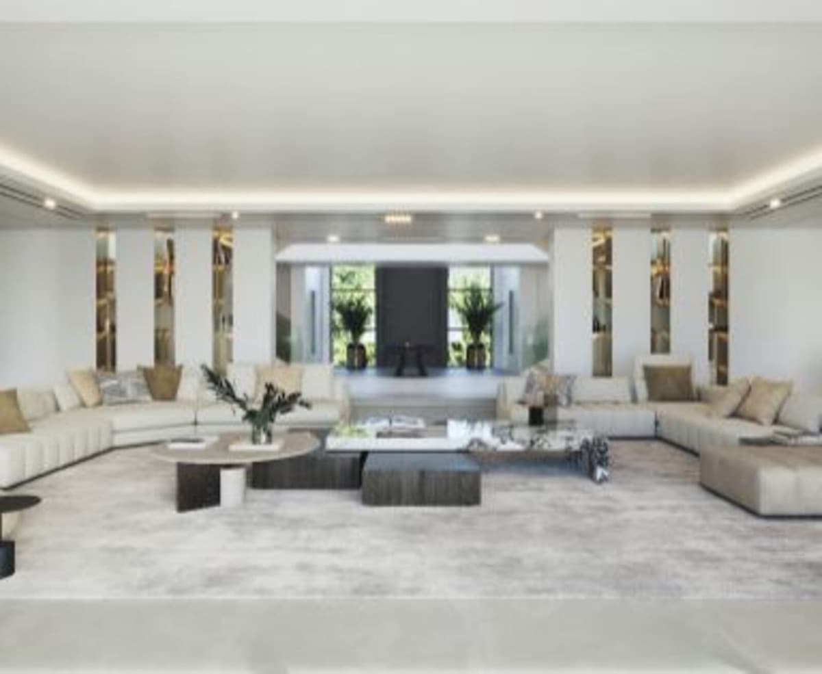 7 bedroom Villa for sale in La Quinta with pool garage - € 14,500,000 (Ref: 7876373)