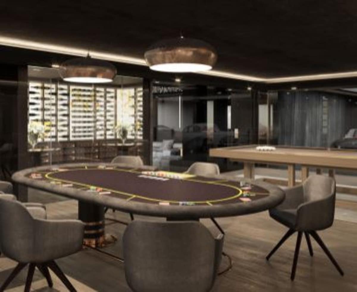 7 bedroom Villa for sale in La Quinta with pool garage - € 14,500,000 (Ref: 7876373)