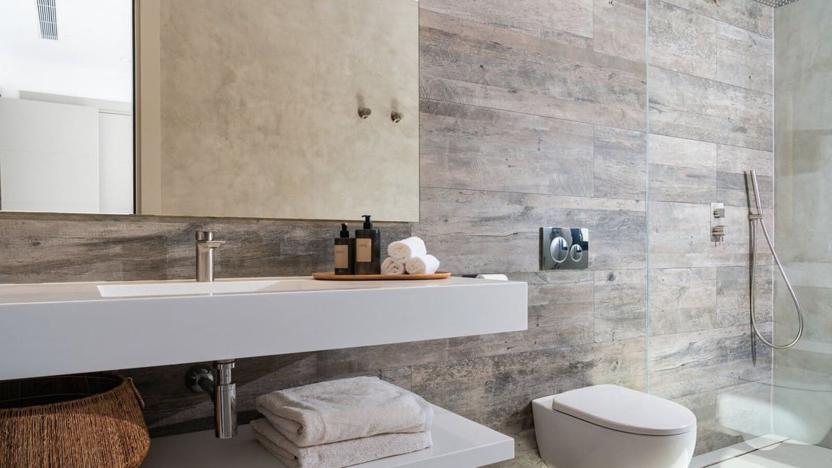 5 bedroom Villa for sale in Marbella with pool garage - € 4,750,000 (Ref: 7876374)