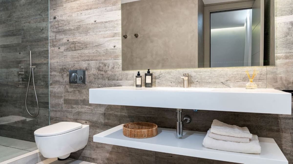 5 bedroom Villa for sale in Marbella with pool garage - € 4,750,000 (Ref: 7876374)