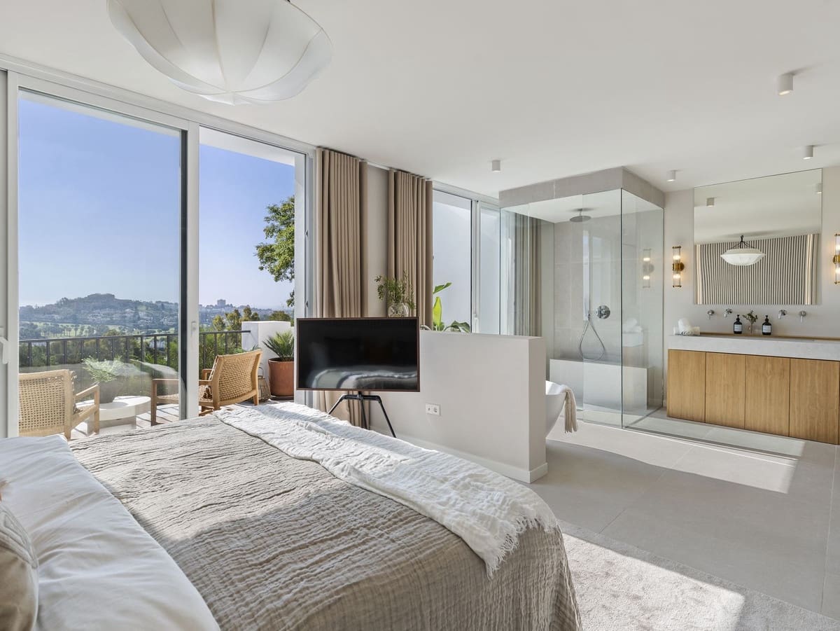 4 soverom Hus til salgs i La Quinta med svømmebasseng garasje - € 1 595 000 (Ref: 7878747)