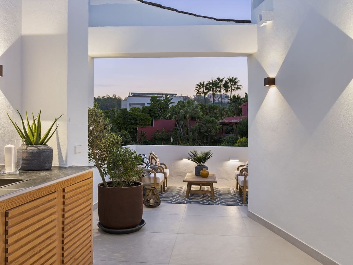 4 soverom Hus til salgs i La Quinta med svømmebasseng garasje - € 1 595 000 (Ref: 7878747)