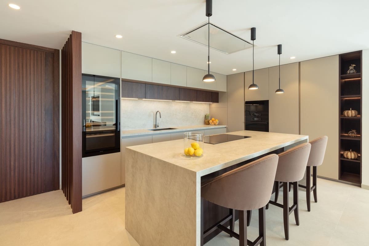 3 bedroom Apartment for sale in Nueva Andalucia with pool garage - € 2,350,000 (Ref: 7883202)