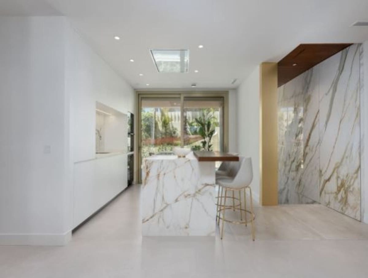 3 Zimmer Apartment zu verkaufen in Golden Mile mit Pool Garage - 2.890.000 € (Ref: 7893223)