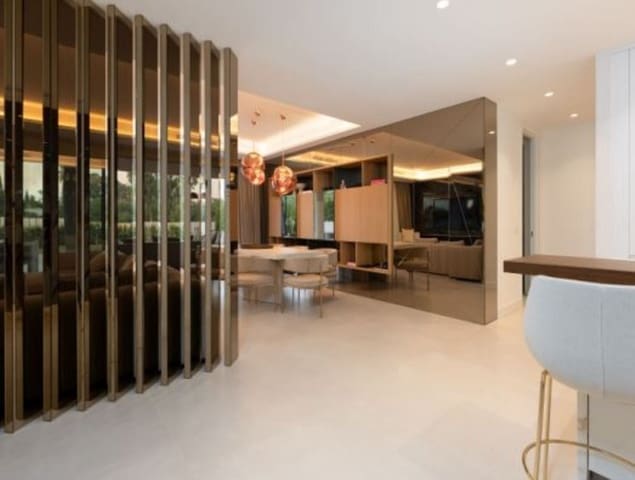 3 bedroom Apartment for sale in Golden Mile, Marbella with pool garage - € 2,890,000 (Ref: 7893223)