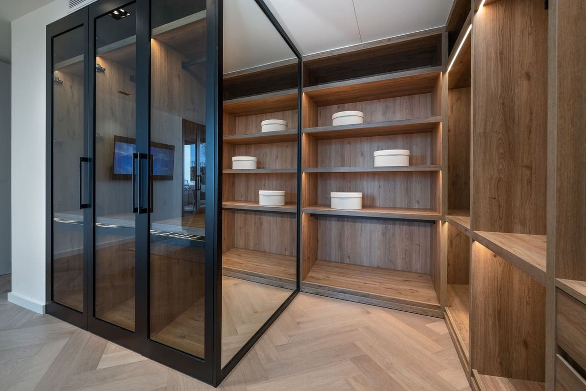 3 soveværelse Byhus til salg i Golden Mile med swimmingpool garage - € 1.750.000 (Ref: 7898578)