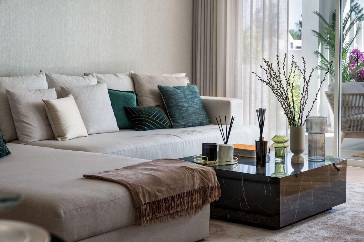 3 soveværelse Byhus til salg i Golden Mile med swimmingpool garage - € 1.750.000 (Ref: 7898578)