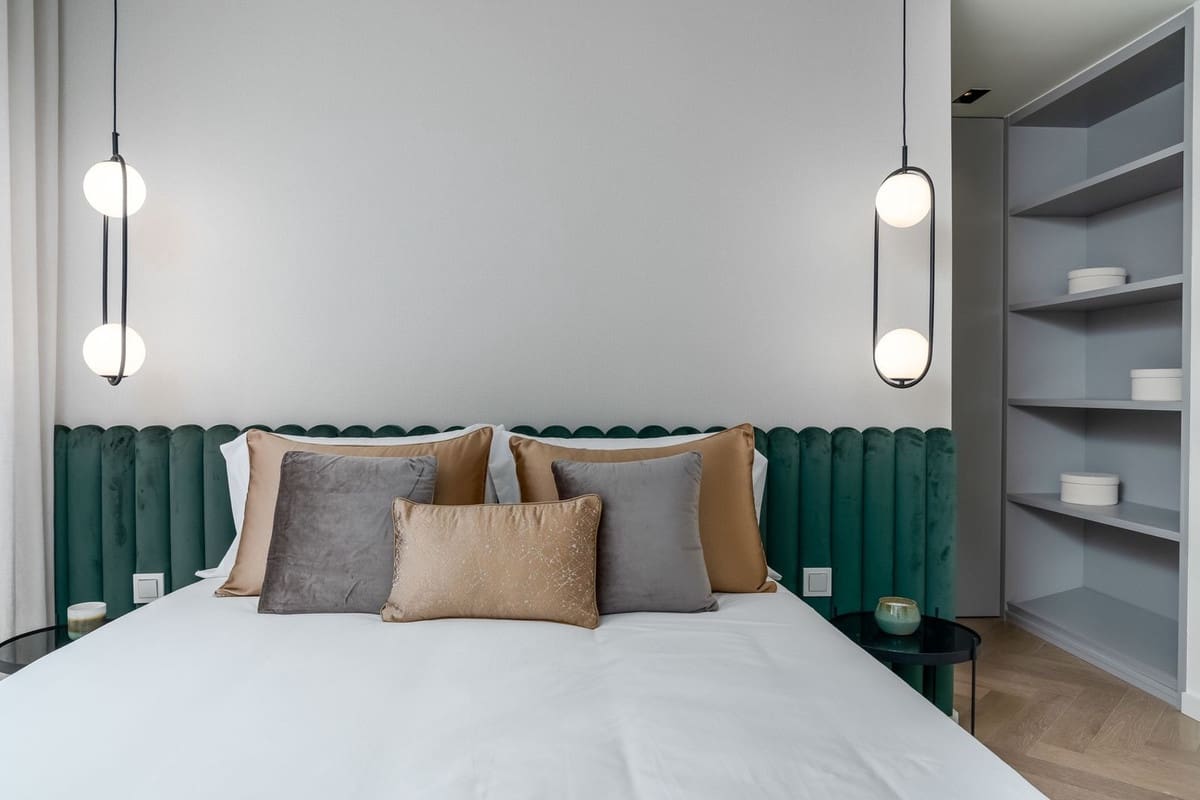 3 bedroom Townhouse for sale in Golden Mile with pool garage - € 1,750,000 (Ref: 7898578)