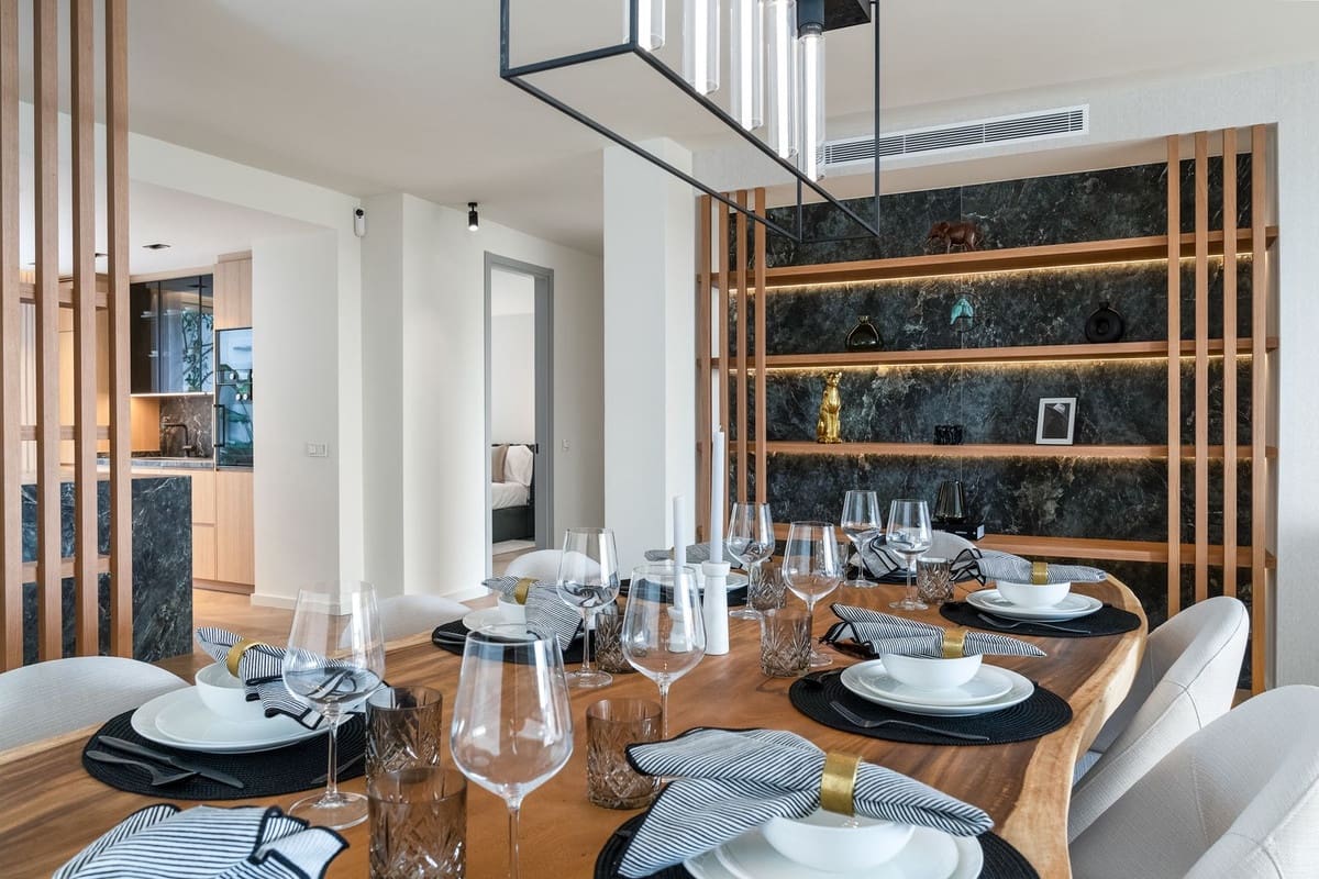 3 bedroom Townhouse for sale in Golden Mile with pool garage - € 1,750,000 (Ref: 7898578)