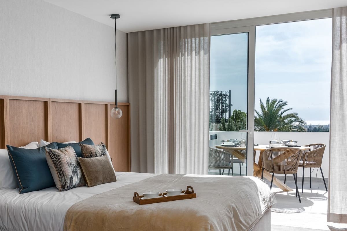 3 bedroom Townhouse for sale in Golden Mile with pool garage - € 1,750,000 (Ref: 7898578)