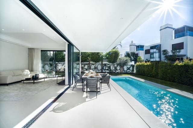 Chalet de 4 habitaciones en Golden Mile, Marbella en venta con piscina garaje - 3.500.000 € (Ref: 7905288)