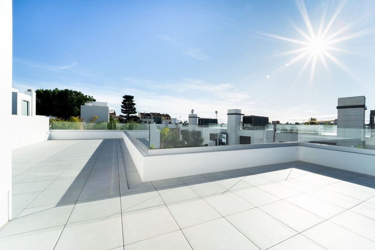 4 soverom Villa til salgs i Golden Mile med svømmebasseng garasje - € 3 500 000 (Ref: 7905288)