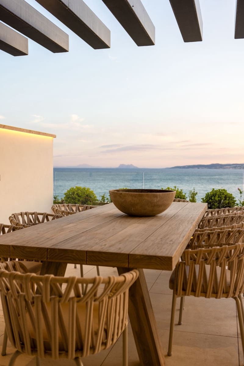 Apartamento de 3 habitaciones en Estepona en venta con piscina garaje - 2.420.000 € (Ref: 7942098)