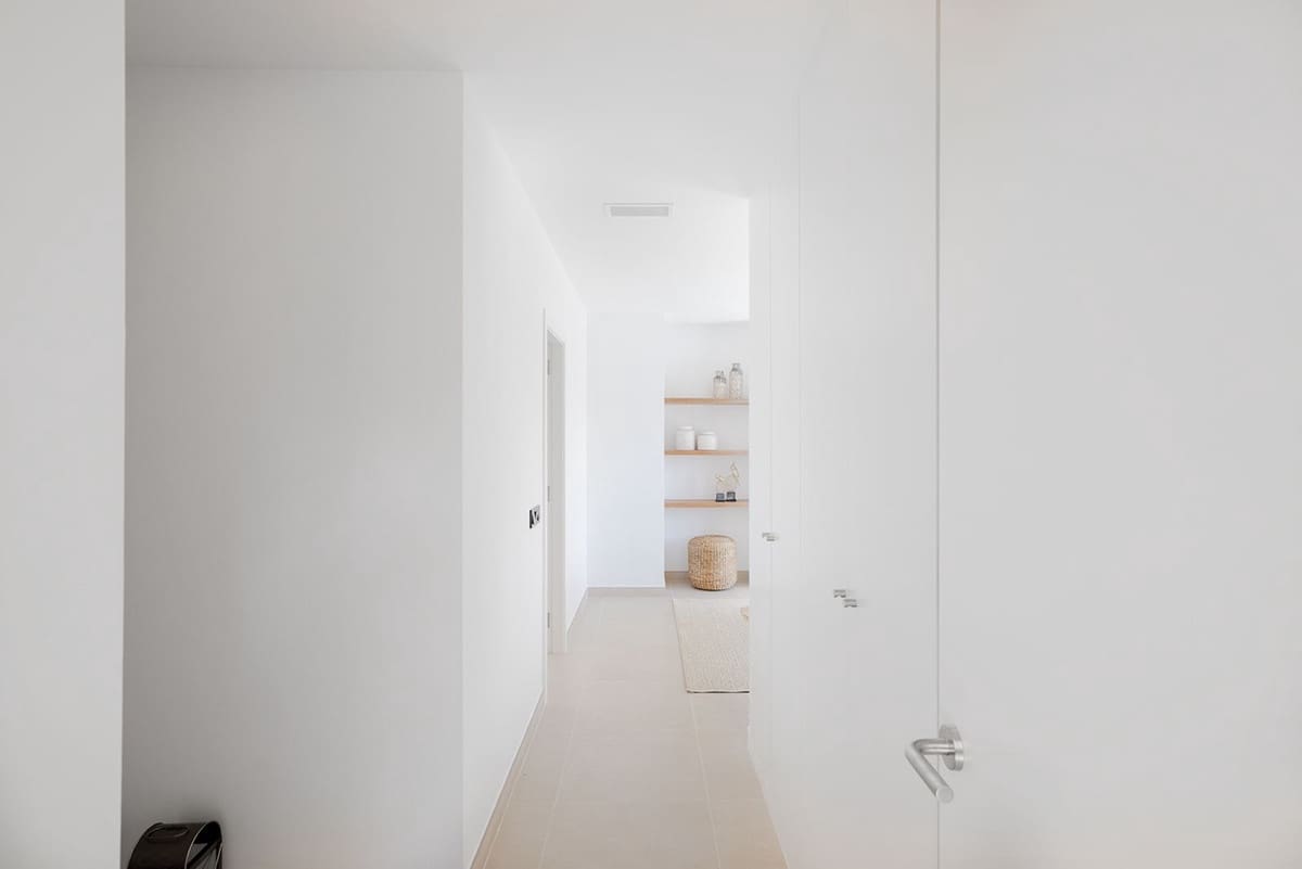 3 Zimmer Apartment zu verkaufen in Bahia de Casares mit Pool Garage - 480.000 € (Ref: 7954401)