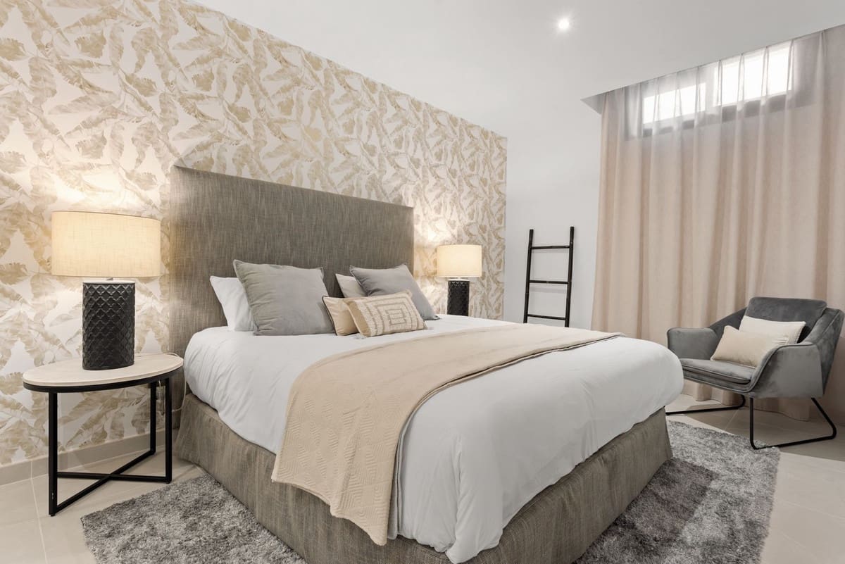 5 slaapkamer Halfvrijstaande villa te koop in Puerto Banus met zwembad garage - € 2.195.000 (Ref: 7958298)