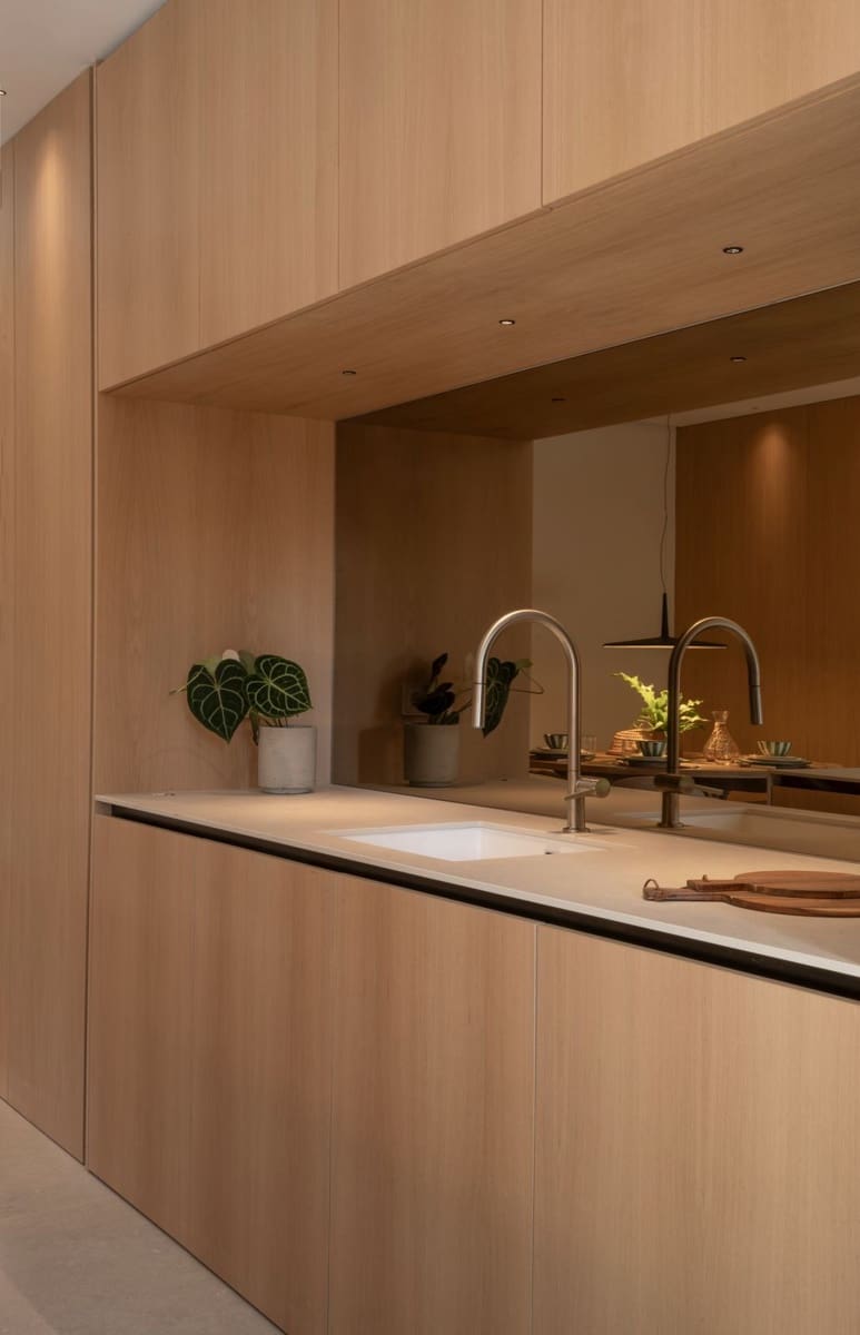 3 bedroom Apartment for sale in Estepona with pool garage - € 1,425,000 (Ref: 8035746)