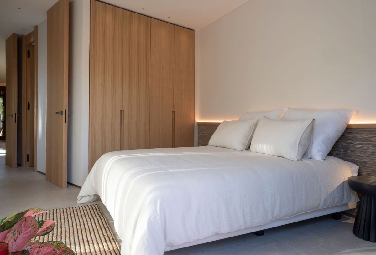 3 quarto Apartamento para venda em Estepona com piscina garagem - 1 425 000 € (Ref: 8035746)