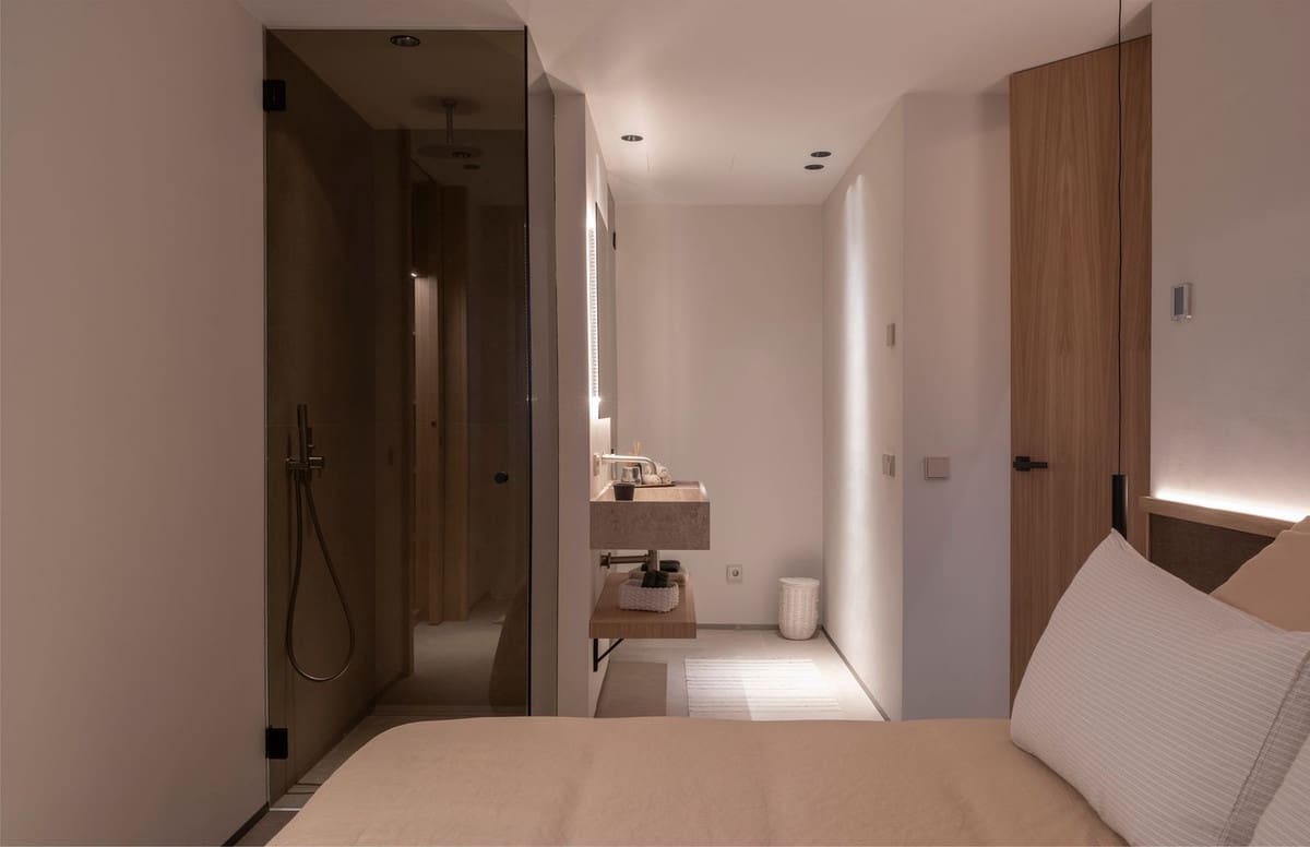 Apartamento de 3 habitaciones en Estepona en venta con piscina garaje - 1.425.000 € (Ref: 8035746)