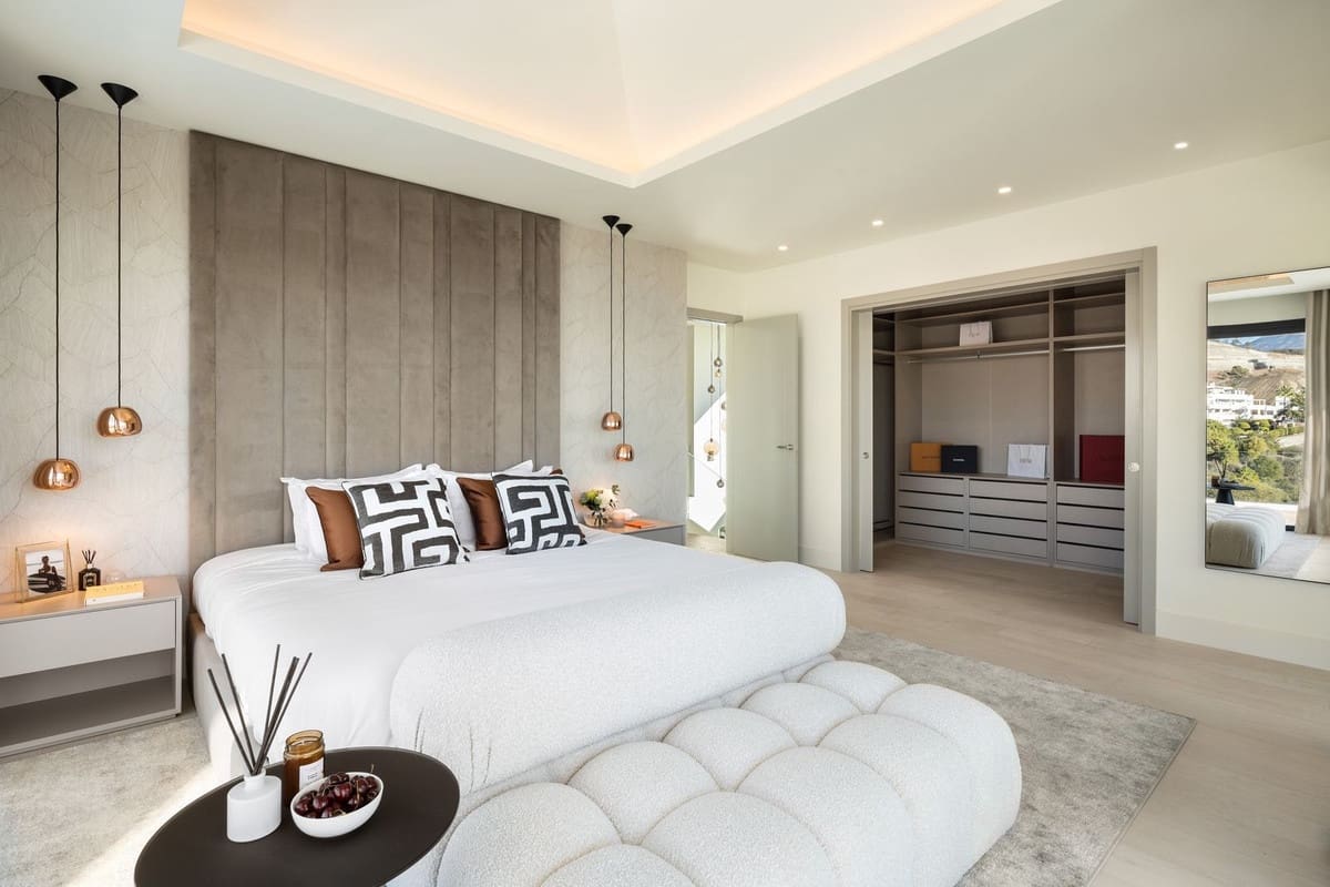 5 quarto Moradia para venda em Estepona com piscina garagem - 2 950 000 € (Ref: 8039724)