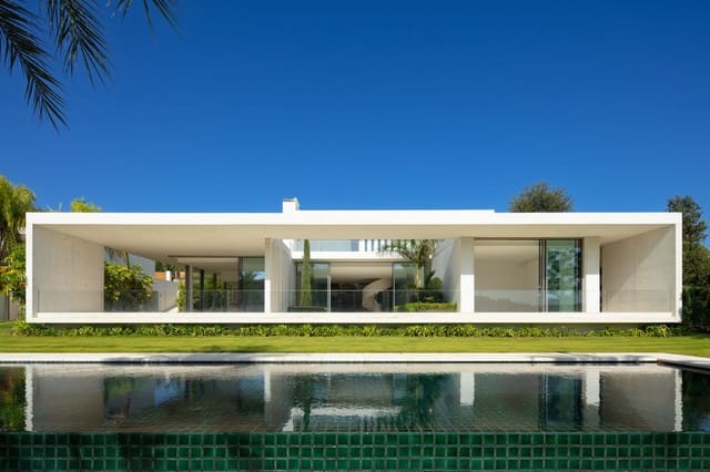 4 bedroom Villa for sale in Bahia de Casares, Casares with pool garage - € 4,500,000 (Ref: 8060532)