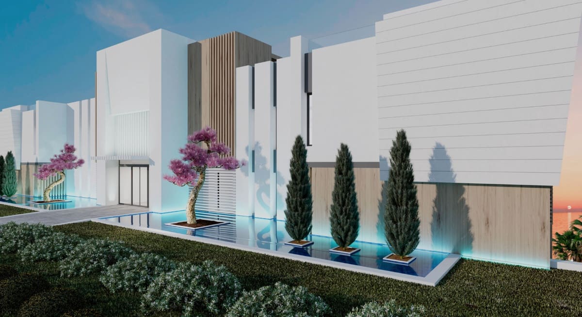 2 bedroom Apartment for sale in Estepona with pool garage - € 490,000 (Ref: 8088391)