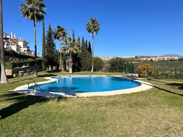 2 sypialnia Apartament na sprzedaż w La Duquesa / Puerto de la Duquesa, Manilva z basenem garażem - 244 000 € (Ref: 8095578)