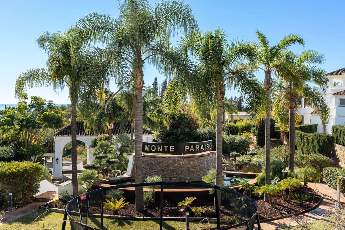 3 Zimmer Apartment zu verkaufen in Golden Mile mit Pool - 2.350.000 € (Ref: 8097944)