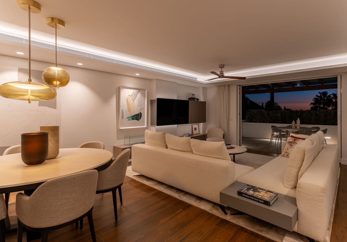 Apartamento de 3 habitaciones en Golden Mile en venta con piscina - 2.350.000 € (Ref: 8097944)